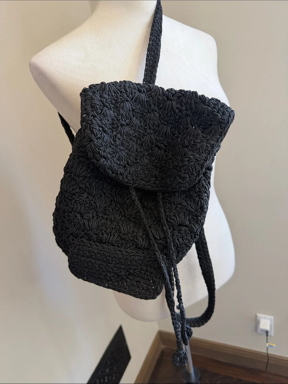 Vintage Black Floral Crocheted Drawstring Backpack Pockets Shoulder Straps Y2K